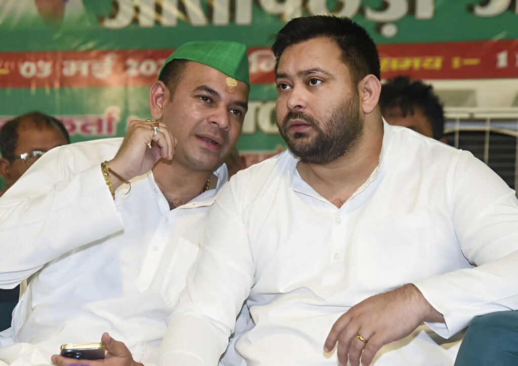 Lalu Yadav expels son Tej Pratap