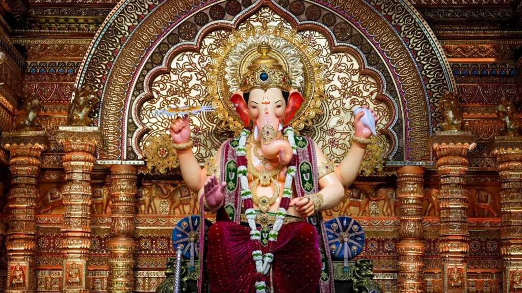 Lalbaugcha Raja 2025 First Look: Mumbai Welcomes Its Beloved Bappa