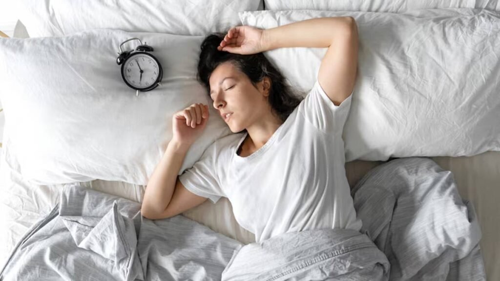Why a Fixed Bedtime Lowers Heart Risks: The Dangers of Irregular Sleep