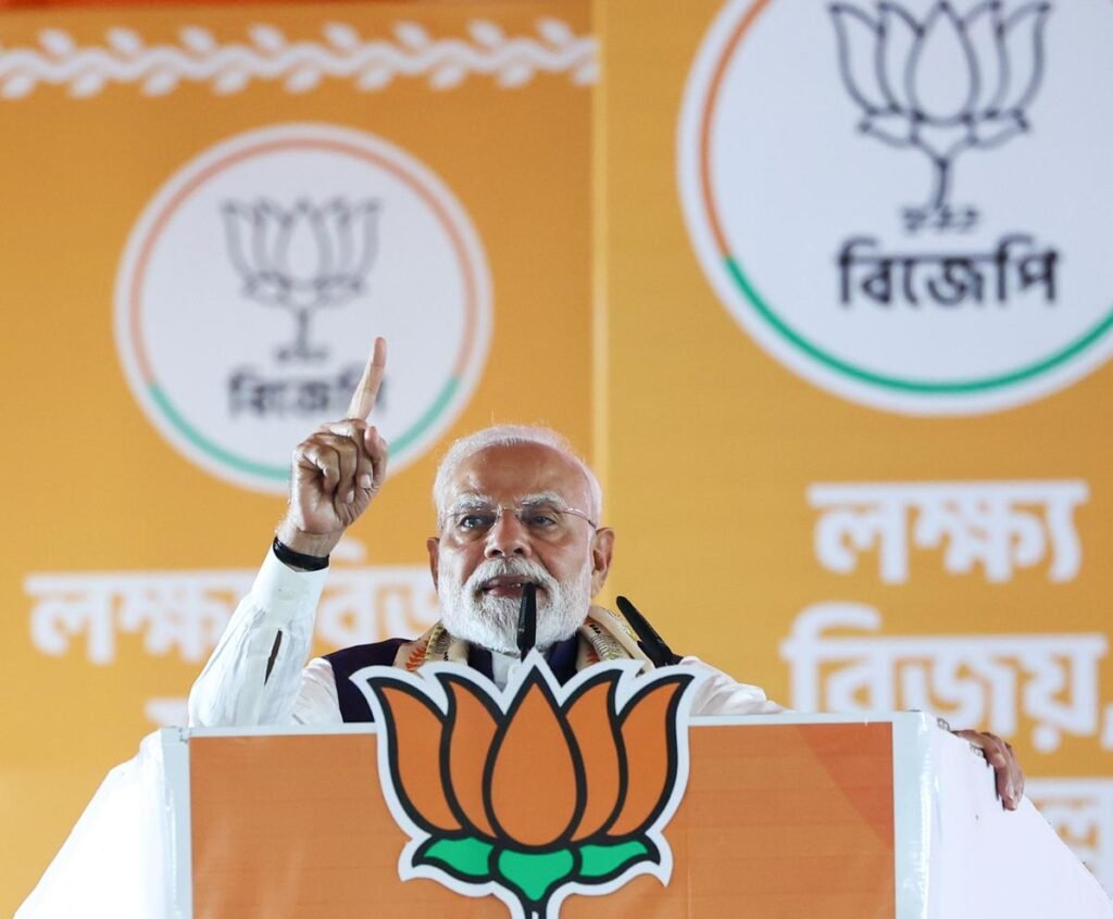 PM Modi Inaugurates ₹1,400 Cr Gujarat Railway Projects in Ahmedabad