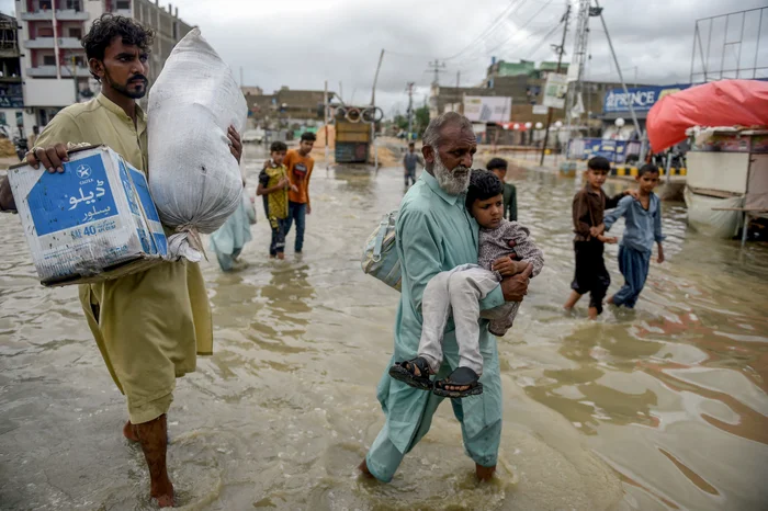 Pakistan Flash Floods 2025: Horrifying Videos, Towns Submerged, 300+ Dead | Monsoon Disaster Update