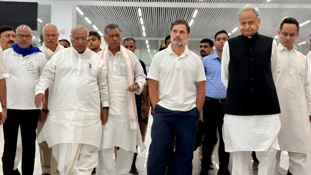 Rahul Gandhi Ends 1,300-km Voter Adhikar Yatra in Patna