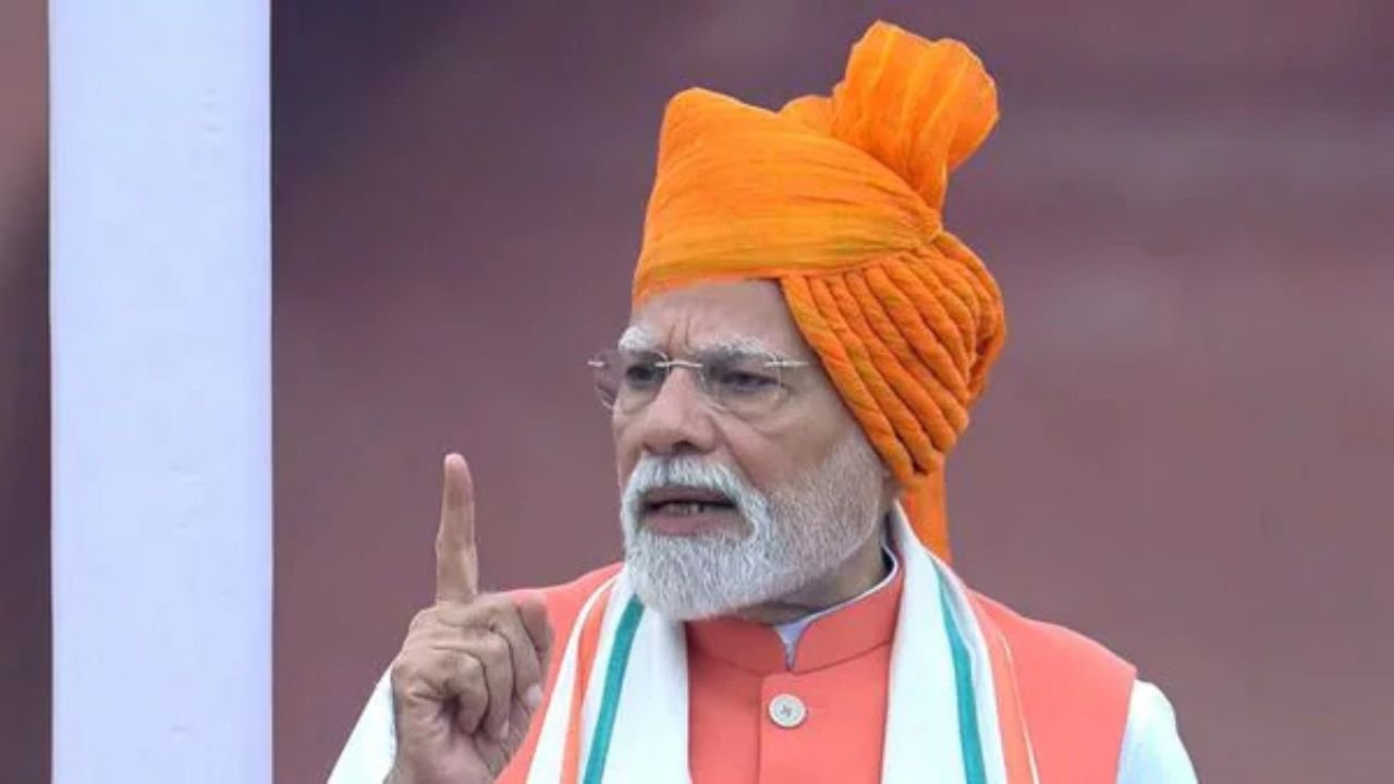 PM Modi Sets Record With 8,931 Days in Power