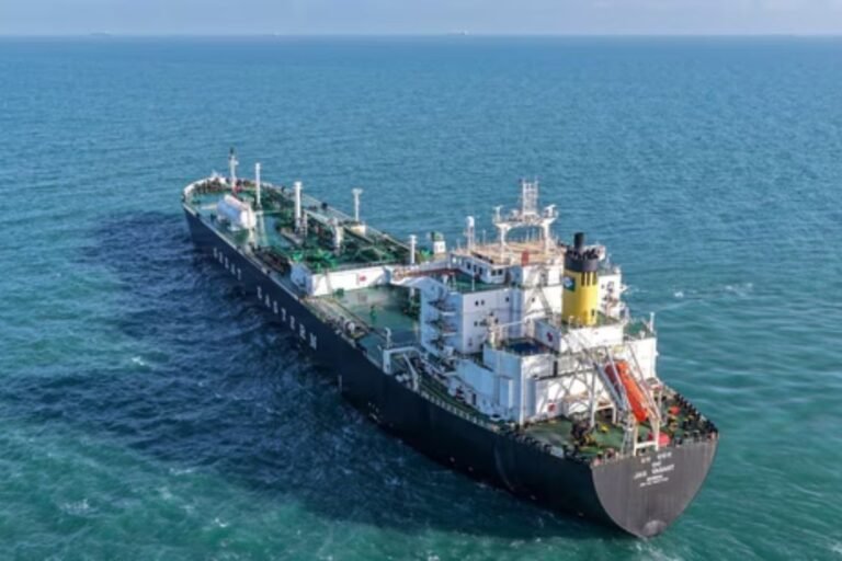 Iran Oil Tanker With 600,000 Barrels Heads to Gujarat, Signalling Possible Return of Iran Crude to India