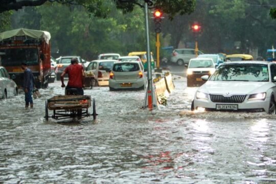 Delhi-NCR Heavy Rain: How Low-Pressure Area and Monsoon Trough Work